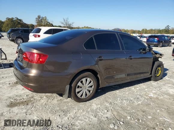 ✅ 2013 Volkswagen Jetta • VIN: 3VW2K7AJ3DM271881 • Лот: 90666675. Опубликован ранее на Copart с пробегом 186 249 миль. Бесплатный доступ к архиву аукционных продаж из США и подробный отчёт об истории автомобиля на DreamBid. Изображение 3.