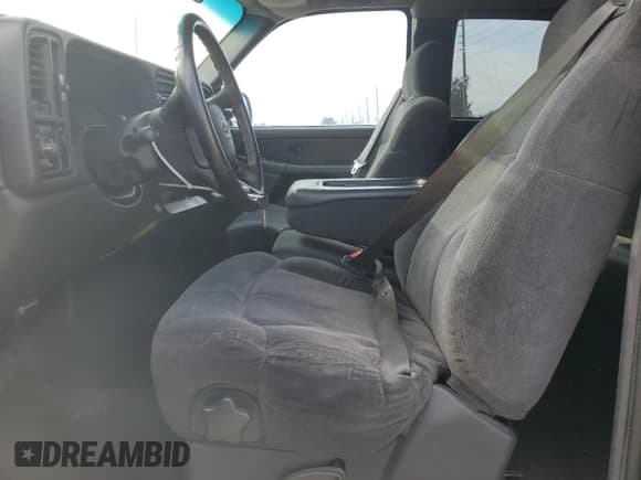 ✅ 2002 Chevrolet Silverado 1500 LS • VIN: 2GCEC19V321406525 • Лот: 76582274. Опубликован ранее на Copart с пробегом 161 645 миль. Бесплатный доступ к архиву аукционных продаж из США и подробный отчёт об истории автомобиля на DreamBid. Изображение 7.