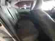 2022 Toyota Camry SE z VIN 4T1G11AK0NU621820, wystawiony jako Copart lot #86604205 z przebiegiem 101 107 mil mil oraz Szkoda całkowita • Salvage title. Historia ofert i sprzedaży dostępna na DreamBid. Obrazek 10.