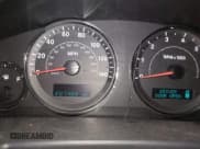 ✅ 2006 Jeep Commander • VIN: 1J8HG48K66C124642 • Lot: 42734702. Wystawiony na IAAI z przebiegiem 207 366 mil. Bezpłatny archiwum sprzedaży aukcyjnych z USA i szczegółowy raport historii pojazdu na DreamBid. Zdjęcie 7.