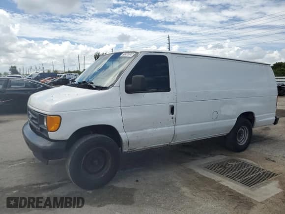 ✅ 2003 Ford Econoline Cargo Super • VIN: 1FTNS24L33HB79897 • Лот: 68431674. Опубликован ранее на Copart с пробегом 493 354 миль. Бесплатный доступ к архиву аукционных продаж из США и подробный отчёт об истории автомобиля на DreamBid. Изображение 1.