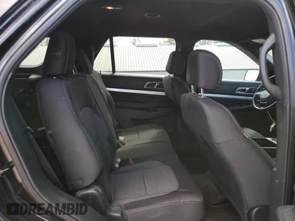 ✅ 2017 Ford Explorer XLT • VIN: 1FM5K8D85HGC79099 • Lot: 49299515. Listed on Copart with 109,970 mi. Free auction sales archive from the USA and detailed vehicle history report at DreamBid. Image 11.