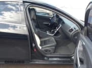 ✅ 2015 Volvo S60 T5 Premier • VIN: YV1612TK5F1353489 • Lot: 43583828. Listed on IAAI with 99,150 mi. Free auction sales archive from the USA and detailed vehicle history report at DreamBid. Image 5.