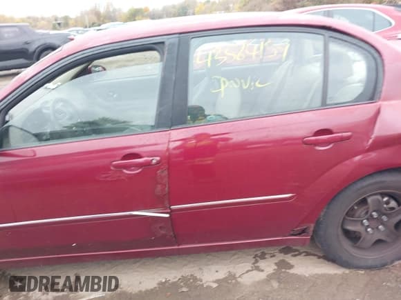 ✅ 2006 Chevrolet Malibu 2LT • VIN: 1G1ZT51876F166482 • Lot: 43584159. Listed on IAAI with Not provided. Free auction sales archive from the USA and detailed vehicle history report at DreamBid. Image 13.