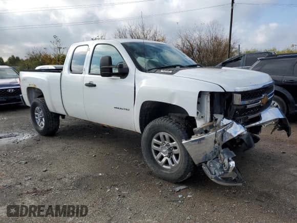 ✅ 2012 Chevrolet Silverado 2500HD Work Truck • VIN: 1GC2KVCG5CZ346165 • Lot: 79456564. Wystawiony na Copart z przebiegiem 254 519 mil. Bezpłatny archiwum sprzedaży aukcyjnych z USA i szczegółowy raport historii pojazdu na DreamBid. Zdjęcie 4.