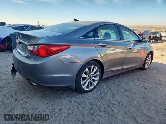 ✅ 2012 Hyundai Sonata Limited • VIN: 5NPEC4AB5CH361977 • Лот: 90746955. Опубликован ранее на Copart с пробегом 142 761 миль. Бесплатный доступ к архиву аукционных продаж из США и подробный отчёт об истории автомобиля на DreamBid. Изображение 3.