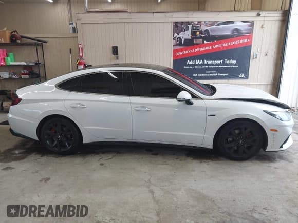 ✅ 2022 Hyundai Sonata N Line Night Edition • VIN: 5NPEK4JCXNH147016 • Lot: 42916189. Listed on IAAI with 30,000 mi. Free auction sales archive from the USA and detailed vehicle history report at DreamBid. Image 13.
