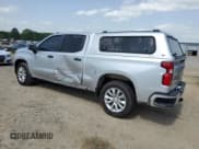 ✅ 2021 Chevrolet Silverado 1500 Custom • VIN: 1GCPWBEK7MZ207876 • Lot: 56296135. Wystawiony na Copart z przebiegiem 76 831 mil. Bezpłatny archiwum sprzedaży aukcyjnych z USA i szczegółowy raport historii pojazdu na DreamBid. Zdjęcie 2.