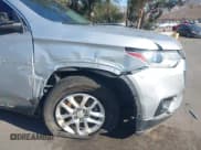 ✅ 2021 Chevrolet Traverse LT Cloth • VIN: 1GNEVGKW1MJ230154 • Lot: 43524907. Wystawiony na IAAI z przebiegiem 49 312 mil. Bezpłatny archiwum sprzedaży aukcyjnych z USA i szczegółowy raport historii pojazdu na DreamBid. Zdjęcie 12.