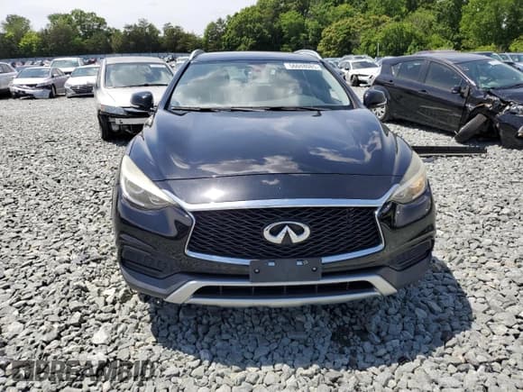 ✅ 2018 Infiniti QX30 Luxury • VIN: SJKCH5CR5JA056439 • Lot: 56048085. Listed on Copart with 121,060 mi. Free auction sales archive from the USA and detailed vehicle history report at DreamBid. Image 5.