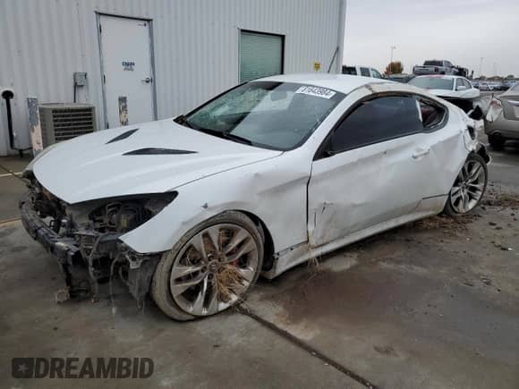 2013 Hyundai Genesis Coupe Track с VIN KMHHU6KJ7DU096333, выставлен на аукционе Copart как лот 81643984 с пробегом Не указан миль и Списание • Salvage title. История ставок и продаж доступна на DreamBid. Изображение 1.