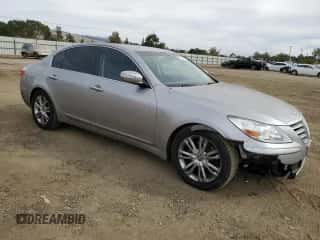 2011 Hyundai Genesis z VIN KMHGC4DF9BU121354, wystawiony jako Copart lot #75308694 z przebiegiem 112 073 mil mil oraz Szkoda całkowita • Salvage title. Historia ofert i sprzedaży dostępna na DreamBid. Obrazek 4.