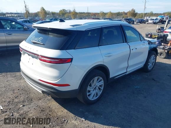 ✅ 2022 Lincoln Corsair Standard • VIN: 5LMCJ1C93NUL30010 • Лот: 43480092. Опубликован ранее на IAAI с пробегом 33 932 миль. Бесплатный доступ к архиву аукционных продаж из США и подробный отчёт об истории автомобиля на DreamBid. Изображение 4.