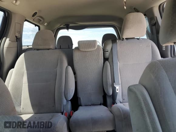 ✅ 2016 Toyota Sienna LE AAS • VIN: 5TDKK3DC8GS755431 • Lot: 63063585. Listed on Copart with 173,775 mi. Free auction sales archive from the USA and detailed vehicle history report at DreamBid. Image 10.