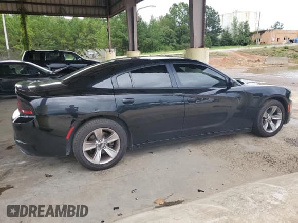 ✅ 2016 Dodge Charger SE • VIN: 2C3CDXBG9GH180075 • Lot: 67275955. Listed on Copart with 139,820 mi. Free auction sales archive from the USA and detailed vehicle history report at DreamBid. Image 3.