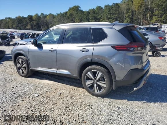 ✅ 2023 Nissan Rogue SL • VIN: JN8BT3CBXPW486357 • Lot: 89443705. Listed on Copart with 32,901 mi. Free auction sales archive from the USA and detailed vehicle history report at DreamBid. Image 2.