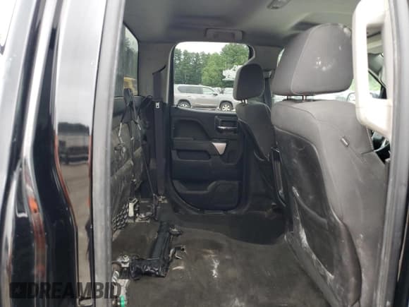 ✅ 2015 Chevrolet Silverado 2500HD LT • VIN: 1GC2KVEG3FZ512023 • Lot: 68147805. Wystawiony na Copart z przebiegiem 233 371 mil. Bezpłatny archiwum sprzedaży aukcyjnych z USA i szczegółowy raport historii pojazdu na DreamBid. Zdjęcie 10.