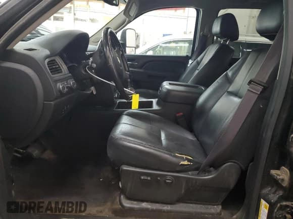 ✅ 2013 Chevrolet Silverado 2500HD LTZ • VIN: 1GC1KYCG6DF232885 • Lot: 65940205. Listed on Copart with 281,045 mi. Free auction sales archive from the USA and detailed vehicle history report at DreamBid. Image 7.