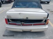 ✅ 1997 Lincoln Town Car Cartier • VIN: 1LNLM83W8VY627663 • Лот: 42392454. Опубликован ранее на IAAI с пробегом 209 440 миль. Бесплатный доступ к архиву аукционных продаж из США и подробный отчёт об истории автомобиля на DreamBid. Изображение 12.