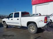 ✅ 2005 GMC Sierra 1500HD SLT • VIN: 1GTGK13U05F811217 • Лот: 41253560. Опубликован ранее на IAAI с пробегом 338 891 миль. Бесплатный доступ к архиву аукционных продаж из США и подробный отчёт об истории автомобиля на DreamBid. Изображение 14.