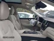 ✅ 2023 Volvo XC60 Plus Dark Theme • VIN: YV4L12RWXP1331991 • Lot: 40699774. Listed on IAAI with 12,793 mi. Free auction sales archive from the USA and detailed vehicle history report at DreamBid. Image 5.