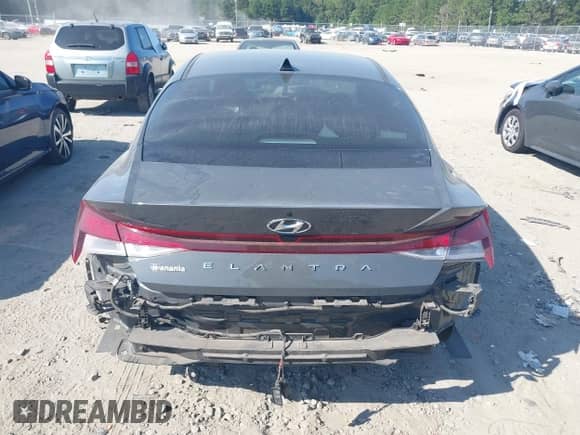 ✅ 2023 Hyundai Elantra SEL • VIN: KMHLM4AGXPU585463 • Лот: 43237464. Размещён на IAAI с пробегом 71 043 миль миль. Получите бесплатный доступ к архиву аукционных продаж из США и посмотрите подробный отчёт об истории автомобиля на DreamBid. Изображение 16.