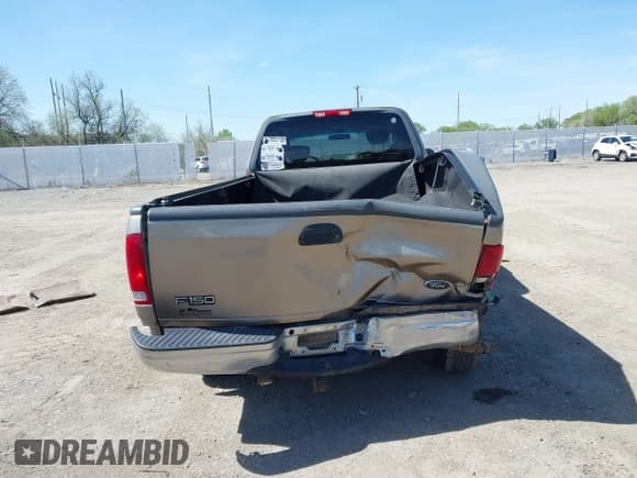 ✅ 2002 Ford F-150 XL • VIN: 2FTRX18W32CA77183 • Lot: 42220490. Listed on IAAI with 145,906 mi. Free auction sales archive from the USA and detailed vehicle history report at DreamBid. Image 16.