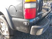 ✅ 2004 Chevrolet Tahoe LS • VIN: 1GNEK13TX4R208133 • Lot: 43751637. Listed on IAAI with 251,771 mi. Free auction sales archive from the USA and detailed vehicle history report at DreamBid. Image 20.