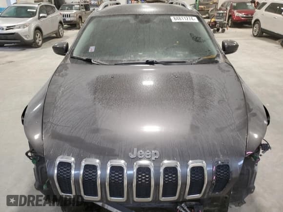 ✅ 2018 Jeep Cherokee Limited • VIN: 1C4PJMDB7JD505848 • Лот: 84811274. Опубликован ранее на Copart с пробегом 82 924 миль. Бесплатный доступ к архиву аукционных продаж из США и подробный отчёт об истории автомобиля на DreamBid. Изображение 5.