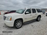 ✅ 2013 GMC Yukon XL Denali • VIN: 1GKS1MEF9DR257030 • Lot: 52908525. Listed on Copart with 167,132 mi. Free auction sales archive from the USA and detailed vehicle history report at DreamBid. Image 1.
