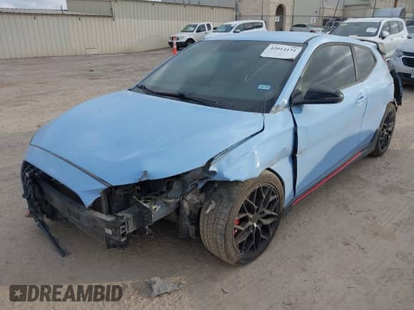 2020 Hyundai Veloster z VIN KMHT36AH6LU004705, wystawiony jako IAAI lot #42014151 z przebiegiem 155 813 mil mil oraz . Historia ofert i sprzedaży dostępna na DreamBid. Obrazek 17.