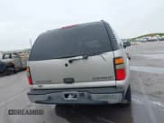 ✅ 2005 Chevrolet Suburban Z71 • VIN: 3GNFK16Z85G175820 • Lot: 43075693. Wystawiony na IAAI z przebiegiem 264 040 mil. Bezpłatny archiwum sprzedaży aukcyjnych z USA i szczegółowy raport historii pojazdu na DreamBid. Zdjęcie 17.