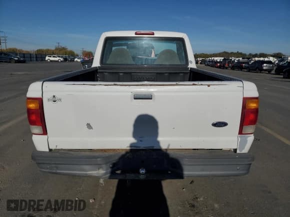 ✅ 1998 Ford Ranger XL • VIN: 1FTYR10C4WUC51923 • Lot: 89843535. Listed on Copart with 240,133 mi. Free auction sales archive from the USA and detailed vehicle history report at DreamBid. Image 6.