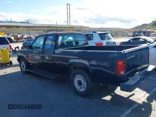 1992 Dodge Dakota with VIN 1B7FL23X8NS688637, listed as a IAAI auction lot 41929204 with 125,967 mi miles and . Bid and sale history available at DreamBid. Image 3.