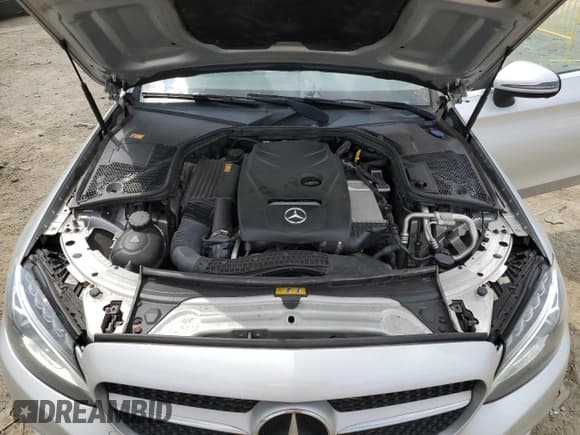 ✅ 2017 Mercedes-Benz C 300 • VIN: WDDWJ4KB1HF341032 • Lot: 56042725. Wystawiony na Copart z przebiegiem 193 634 mil. Bezpłatny archiwum sprzedaży aukcyjnych z USA i szczegółowy raport historii pojazdu na DreamBid. Zdjęcie 11.