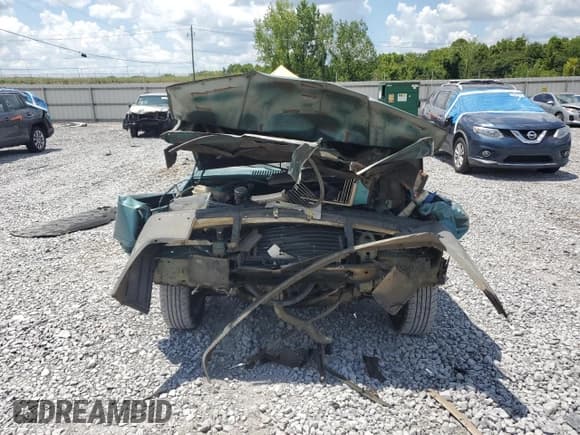 ✅ 1994 Volvo 900 Action • VIN: YV1JS8310R1172113 • Lot: 65648435. Wystawiony na Copart z przebiegiem 269 111 mil. Bezpłatny archiwum sprzedaży aukcyjnych z USA i szczegółowy raport historii pojazdu na DreamBid. Zdjęcie 5.