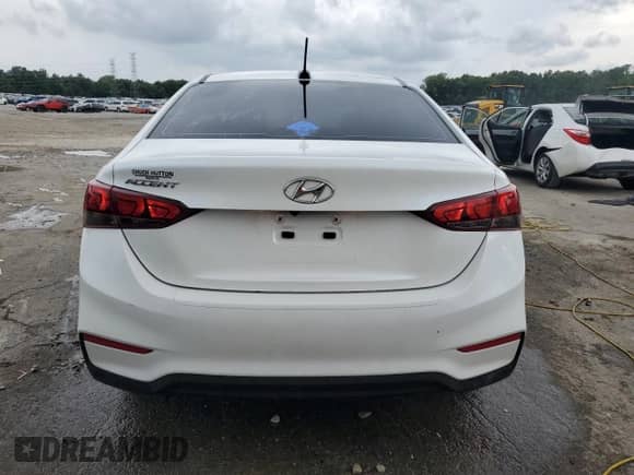 2020 Hyundai Accent SE z VIN 3KPC24A63LE126172, wystawiony jako Copart lot #63856924 z przebiegiem 49 427 mil mil oraz Szkoda całkowita • Salvage title. Historia ofert i sprzedaży dostępna na DreamBid. Obrazek 6.