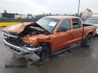 ✅ 2000 Dodge Dakota Sport • VIN: 1B7GG2AN7YS645552 • Lot: 41811635. Wystawiony na IAAI z przebiegiem 194 498 mil. Bezpłatny archiwum sprzedaży aukcyjnych z USA i szczegółowy raport historii pojazdu na DreamBid. Zdjęcie 6.