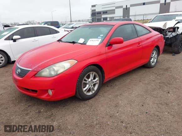 ✅ 2006 Toyota Solara SE • VIN: 4T1CE38P26U612005 • Lot: 43823791. Wystawiony na IAAI z przebiegiem 224 565 mil. Bezpłatny archiwum sprzedaży aukcyjnych z USA i szczegółowy raport historii pojazdu na DreamBid. Zdjęcie 2.