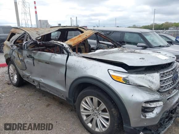 2022 Ford Explorer Limited z VIN 1FMSK8FH6NGC07971, wystawiony jako IAAI lot #43372947 z przebiegiem Nie podano mil oraz . Historia ofert i sprzedaży dostępna na DreamBid. Obrazek 6.