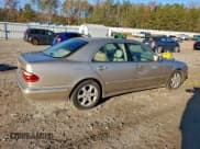 ✅ 2002 Mercedes-Benz E 320 • VIN: WDBJF65J72B466358 • Лот: 93774535. Опубликован ранее на Copart с пробегом 370 139 миль. Бесплатный доступ к архиву аукционных продаж из США и подробный отчёт об истории автомобиля на DreamBid. Изображение 3.