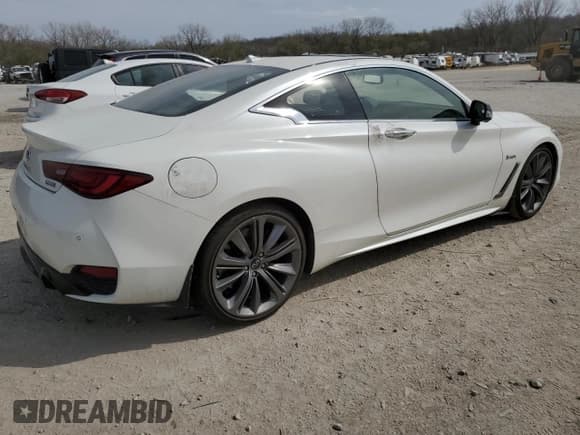 ✅ 2020 Infiniti Q60 Red Sport 400 • VIN: JN1FV7EK5LM400375 • Lot: 50805025. Listed on Copart with 38,331 mi. Free auction sales archive from the USA and detailed vehicle history report at DreamBid. Image 3.