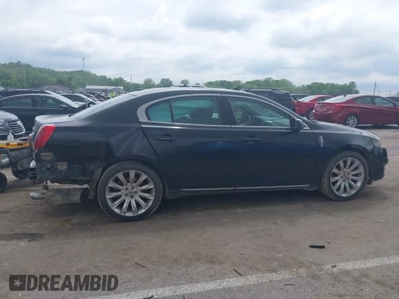 ✅ 2012 Lincoln MKS • VIN: 1LNHL9DR6CG805001 • Lot: 42177964. Listed on IAAI with 270,994 mi. Free auction sales archive from the USA and detailed vehicle history report at DreamBid. Image 13.