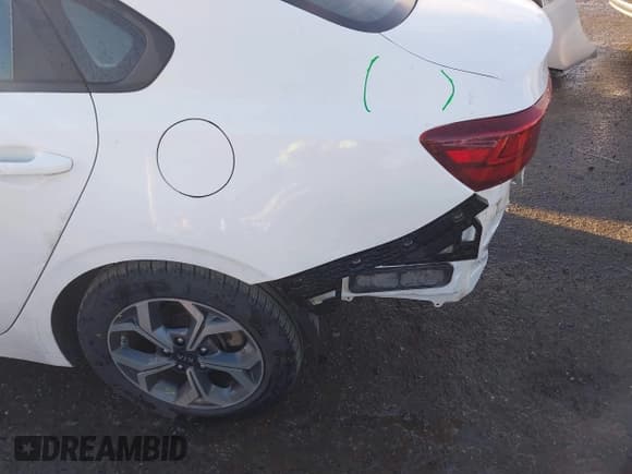 ✅ 2020 Kia Forte LXS • VIN: 3KPF24AD1LE206663 • Лот: 43335556. Опубликован ранее на IAAI с пробегом 79 100 миль. Бесплатный доступ к архиву аукционных продаж из США и подробный отчёт об истории автомобиля на DreamBid. Изображение 19.