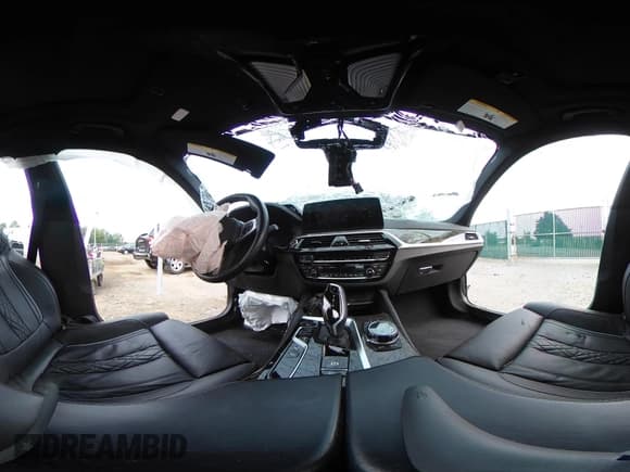 ✅ 2022 BMW 5 Series M550i xDrive • VIN: WBA13BK06NCH69788 • Лот: 42491152. Опубликован ранее на IAAI с пробегом Не указан. Бесплатный доступ к архиву аукционных продаж из США и подробный отчёт об истории автомобиля на DreamBid. Изображение 23.