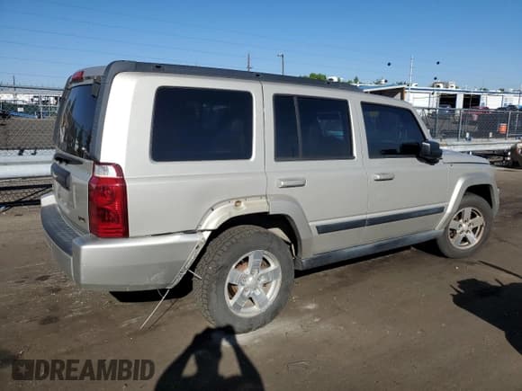 ✅ 2007 Jeep Commander Sport • VIN: 1J8HG48P67C527890 • Лот: 71170764. Опубликован ранее на Copart с пробегом 161 693 миль. Бесплатный доступ к архиву аукционных продаж из США и подробный отчёт об истории автомобиля на DreamBid. Изображение 3.