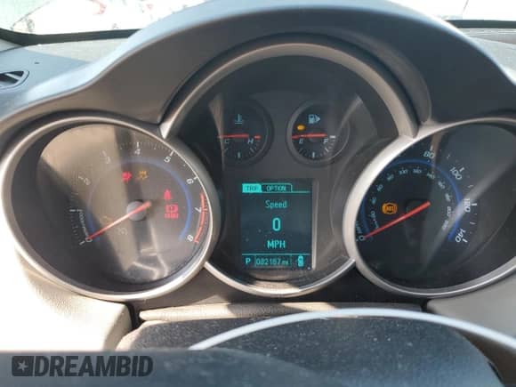 2014 Chevrolet Cruze LS with VIN 1G1PA5SH6E7167739, listed as a Copart auction lot 80187955 with 82,187 mi miles and Non repairable. Bid and sale history available at DreamBid. Image 9.