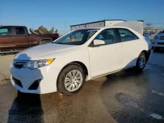 2012 Toyota Camry L z VIN 4T1BF1FK4CU176757, wystawiony jako Copart lot #86109435 z przebiegiem 92 140 mil mil oraz Szkoda całkowita • Salvage title. Historia ofert i sprzedaży dostępna na DreamBid. Obrazek 1.