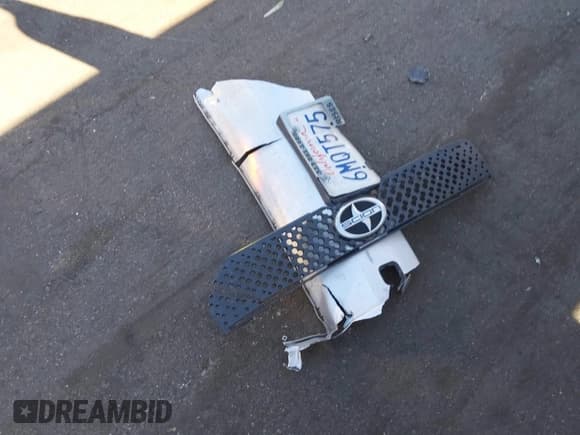 ✅ 2010 Scion xB • VIN: JTLZE4FE4A1118474 • Lot: 43732313. Listed on IAAI with 177,572 mi. Free auction sales archive from the USA and detailed vehicle history report at DreamBid. Image 12.