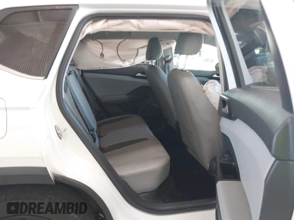 ✅ 2022 Volkswagen Taos SE • VIN: 3VVSX7B27NM080138 • Lot: 43684744. Listed on IAAI with 46,485 mi. Free auction sales archive from the USA and detailed vehicle history report at DreamBid. Image 8.